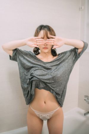 裸模苏紫紫人体私拍_剧情片免费高清观看
